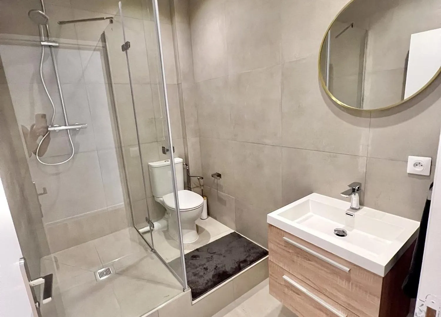 Apartment 66 Grands Champs Paris